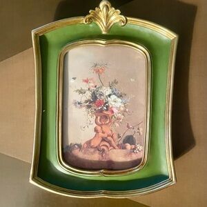 6x4 inches- Elegant Green and Gold Picture Frame